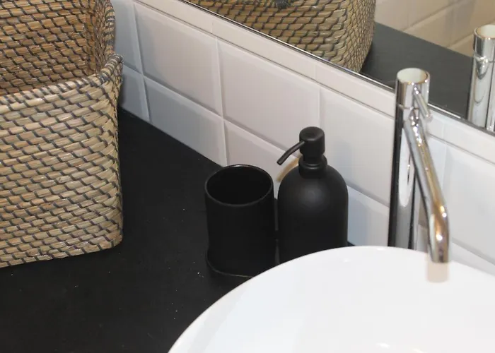 Piazza Savonarola 13 Ferienhaus Imola