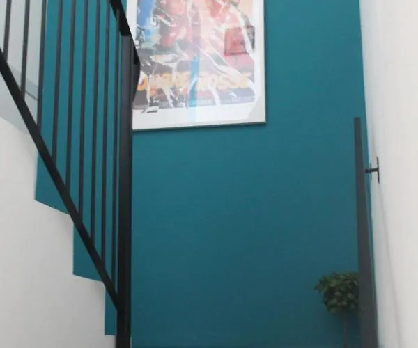 Piazza Savonarola 13 * Imola