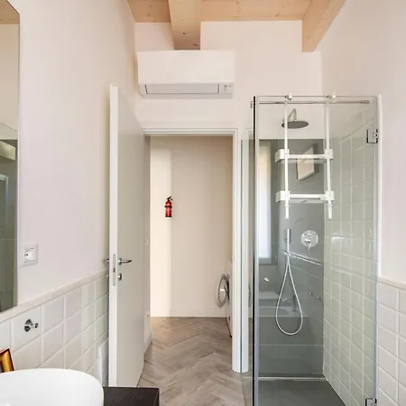 Holiday home Piazza Savonarola 13