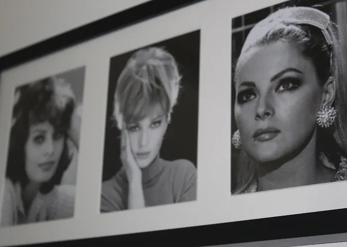 Piazza Savonarola 13 Ίμολα